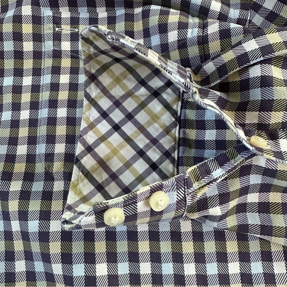 Tailorbyrd Plaid Button Down. Size medium. Purple/Gold Plaid. - Picture 9 of 9